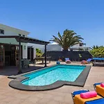 Victoria Luz By Villa Playa Blanca (Lanzarote)